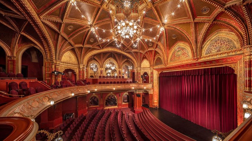Budapest underground cinema
